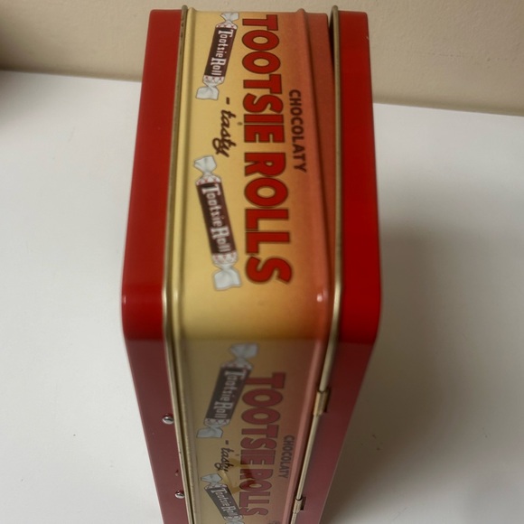 Tootsie Rolls Classic Vintage Metal Lunchbox - Picture 4 of 5